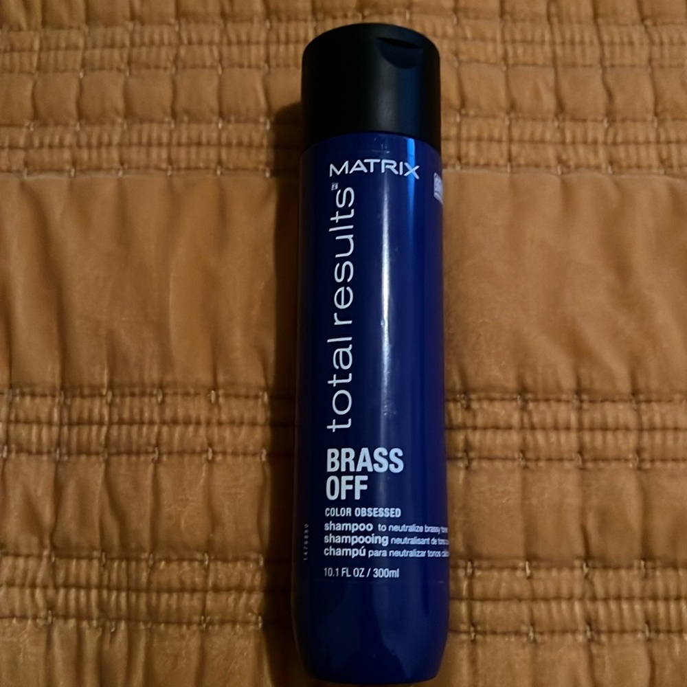 BN Matrix total results BRASS OFF toning shampoo